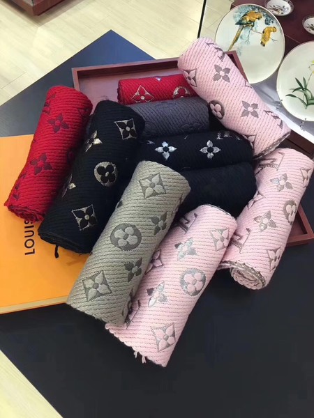 Louis Vuitton Scarf LVS7760C Louis Vuitton Scarf LVS7760C