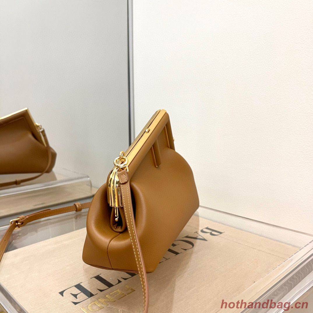 Fendi Original Leather Medium Clutch Bag 56832 Brown Fendi Original Leather Medium Clutch Bag 56832 Brown