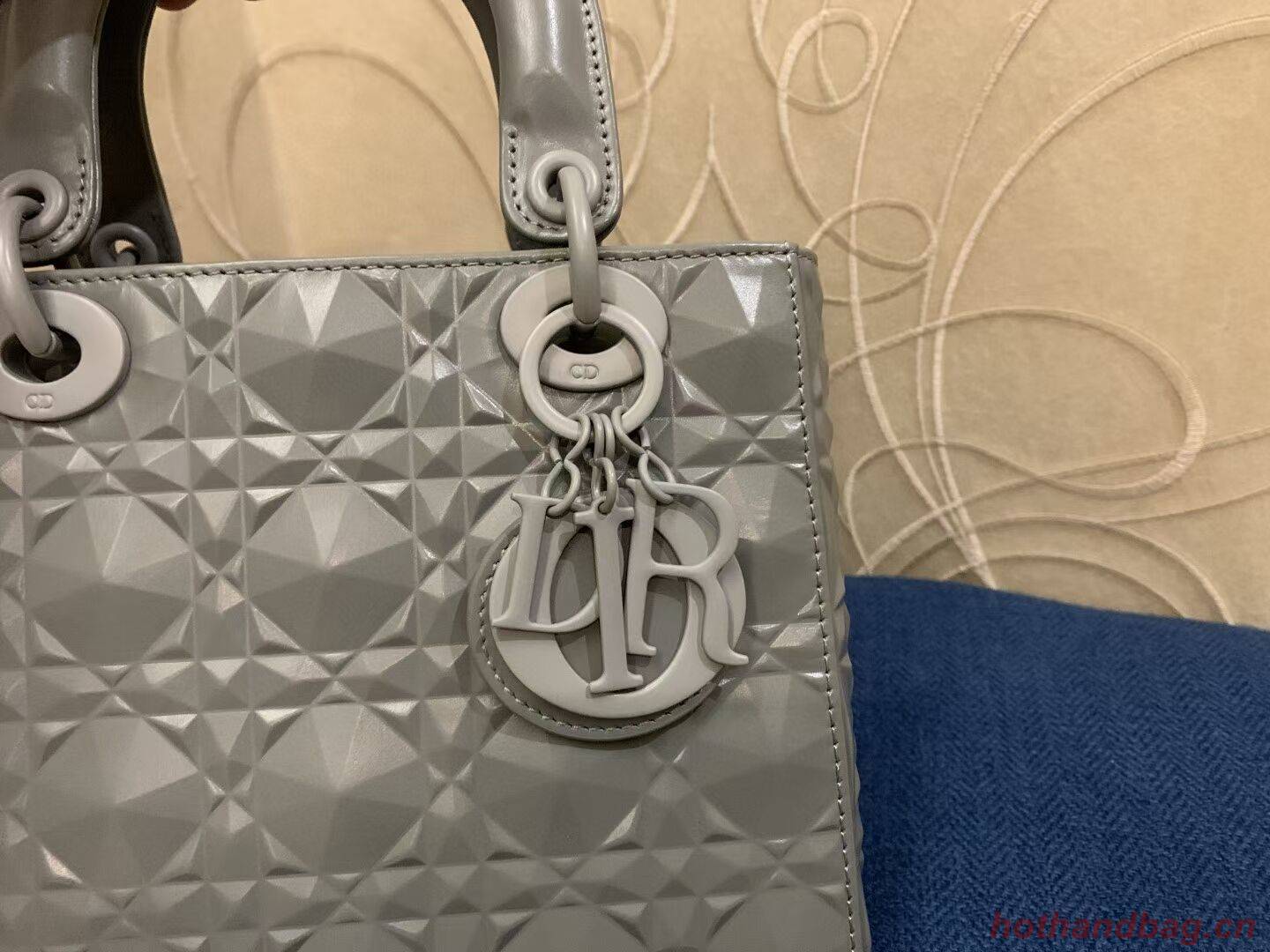 MEDIUM LADY DIOR BAG Cannage Calfskin C2813 gray MEDIUM LADY DIOR BAG Cannage Calfskin C2813 gray