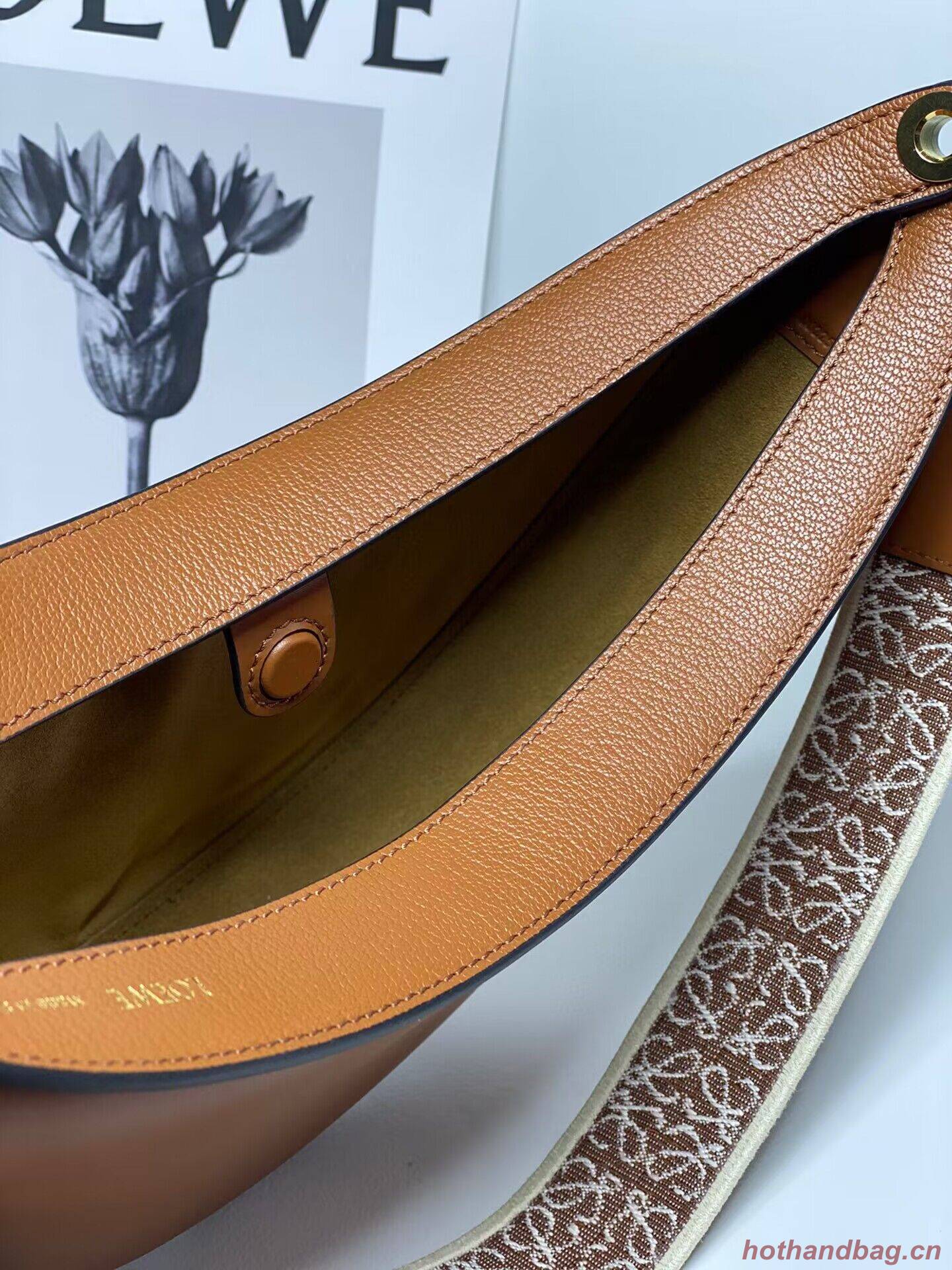 Loewe Original Leather Shoulder Handbag 3073 Brown Loewe Original Leather Shoulder Handbag 3073 Brown