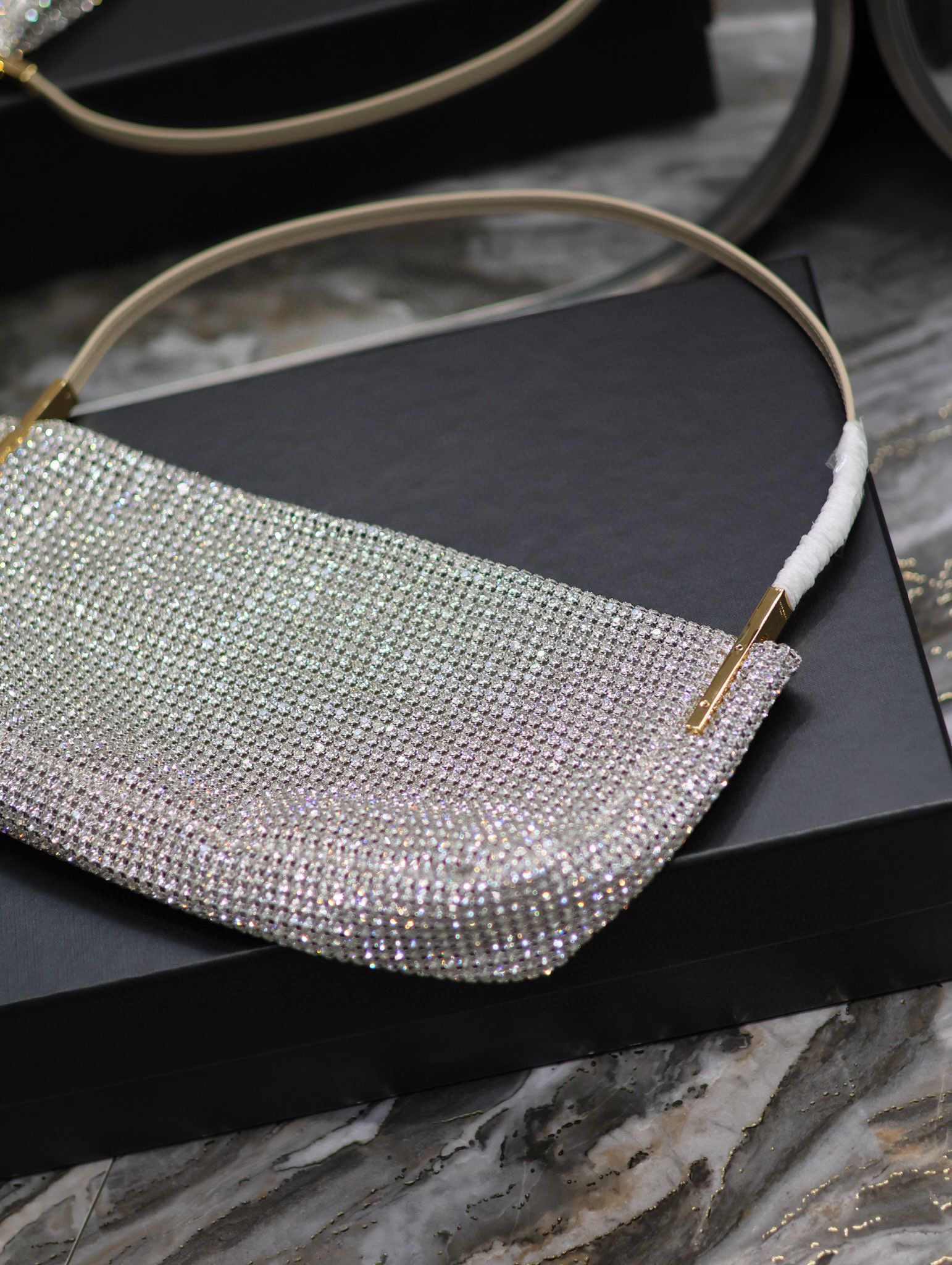 Yves Saint Laurent Suzanne Small In Rhinestones Mesh And Satin Shoulder Bag 741637 Silver Yves Saint Laurent Suzanne Small In Rhinestones Mesh And Satin Shoulder Bag 741637 Silver
