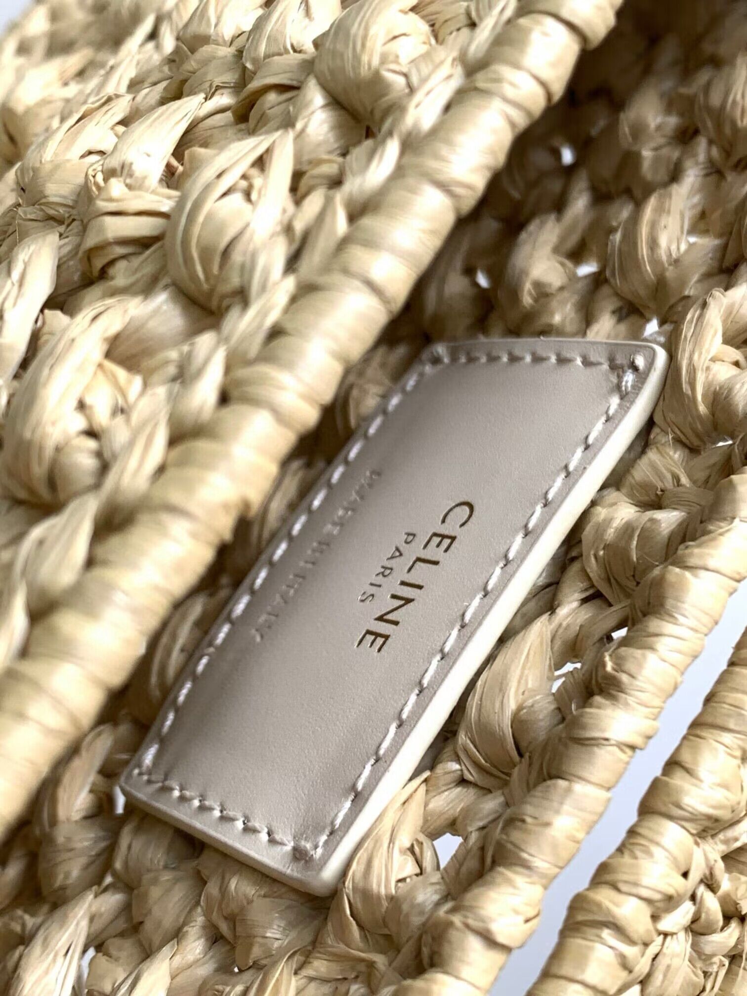 CELINE Chain Claude IN Raffia Plein Soleil Bag 197993 CELINE Chain Claude IN Raffia Plein Soleil Bag 197993