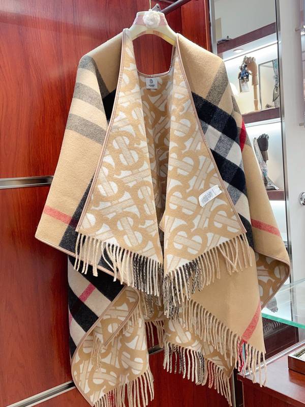 Burberry Cloak BBC00206 Burberry Cloak BBC00206