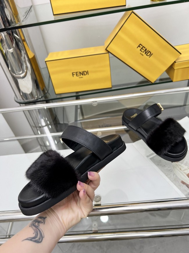 Fendi WOMENS SANDAL 44967-9