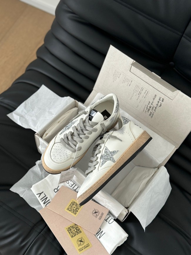 GOLDEN GOOSE DELUXE BRAND Flat shoes 45016-13