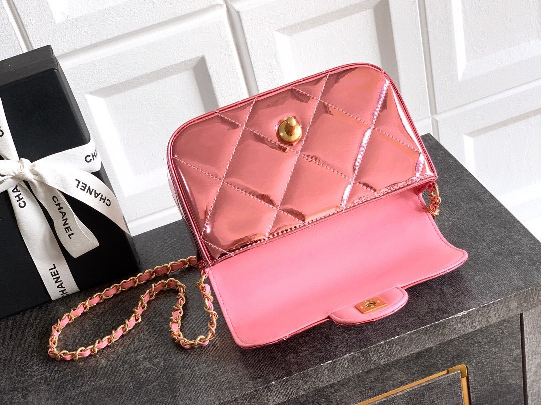 Chanel 25K Original Patent Leather Top Handle Bag  A6320 Pink
