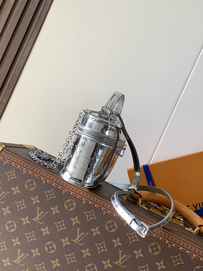 Louis Vuitton Vanity Chain Pouch M26097 Silver