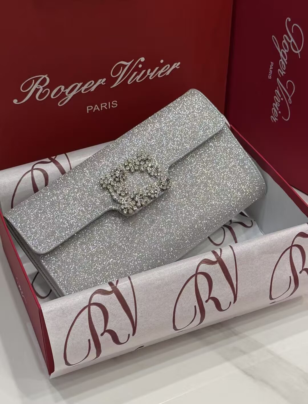 Roger Vivier Clutch Handbag V30261 Silver