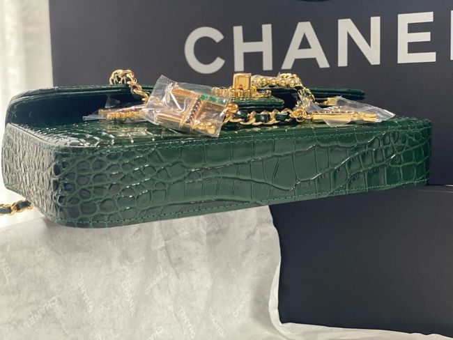 Chanel Clutch with chain Crocodile Embossed AS6340 dark green