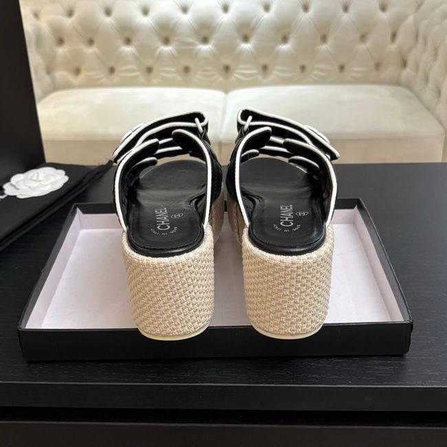 Chanel Mules 64165-1