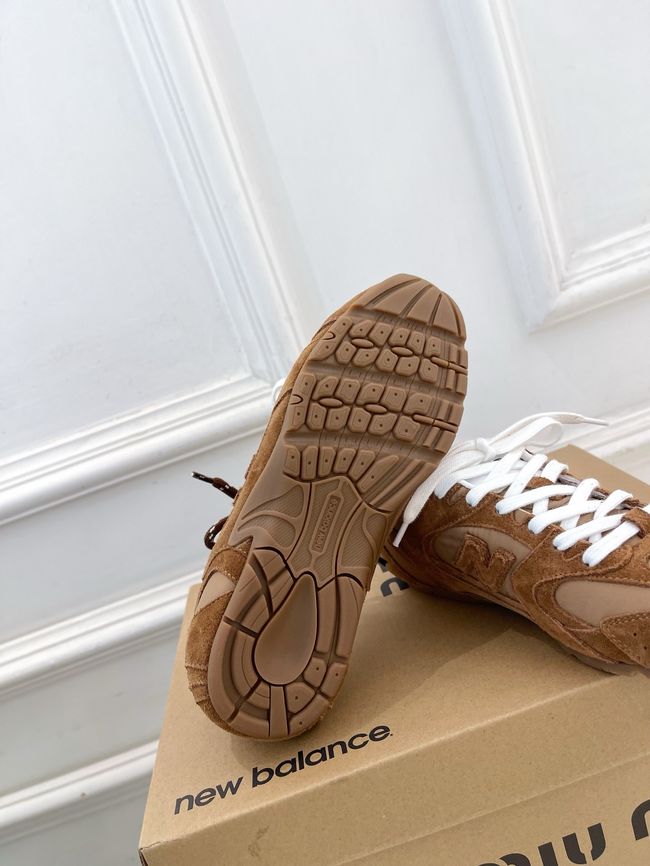 Miu Miu New Balance Tech Sneakers 5E165E-1