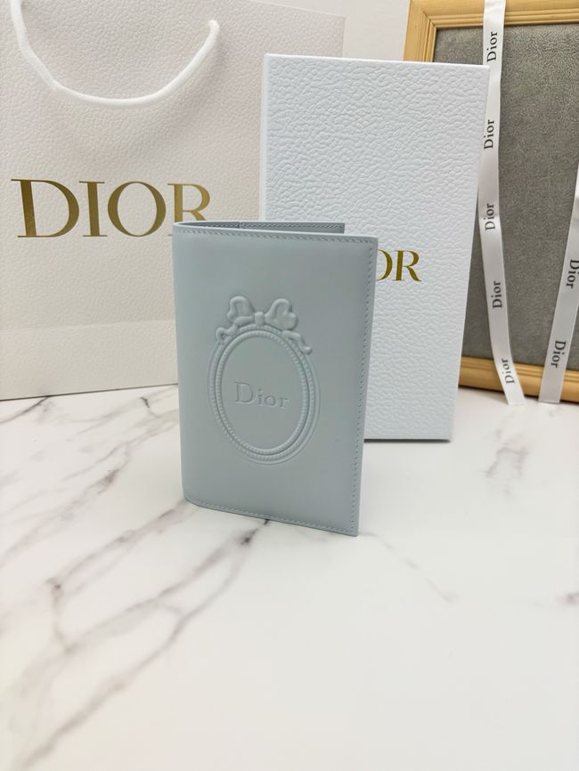 Dior Salon Passport Cover S3817O ice blue