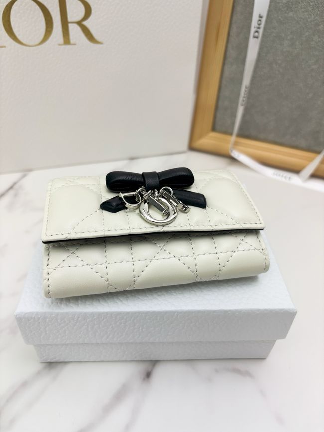 Lady Dior Dahlia card holder Craie Cannage Lambskin S2067-5