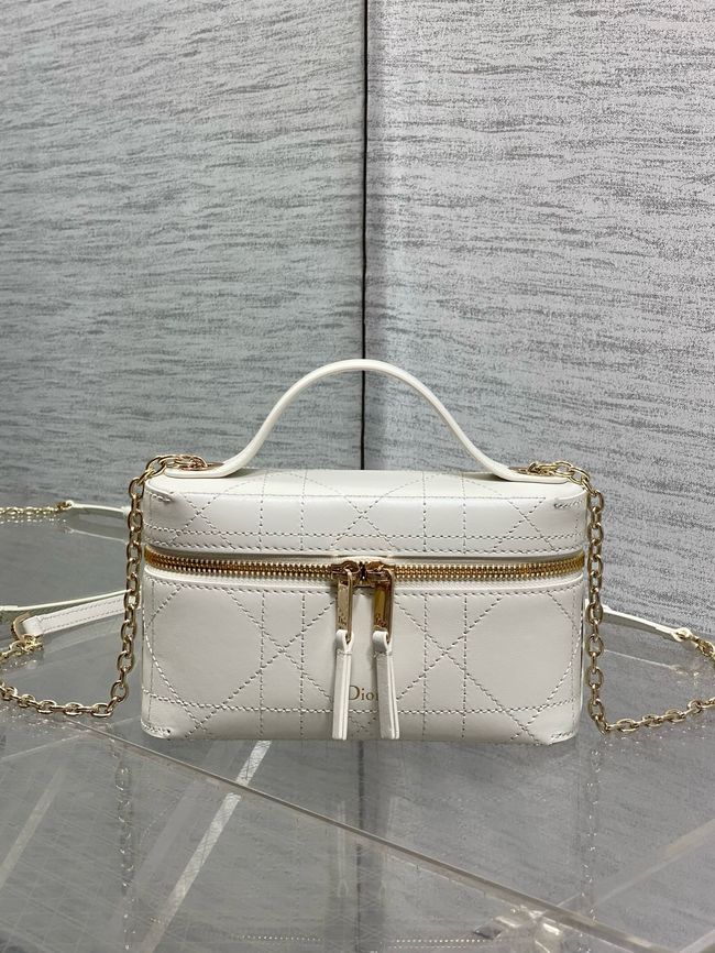 Dior Trianon Soft Vanity Mini Bag Flat Macrocannage Lambskin S4613OS Craie