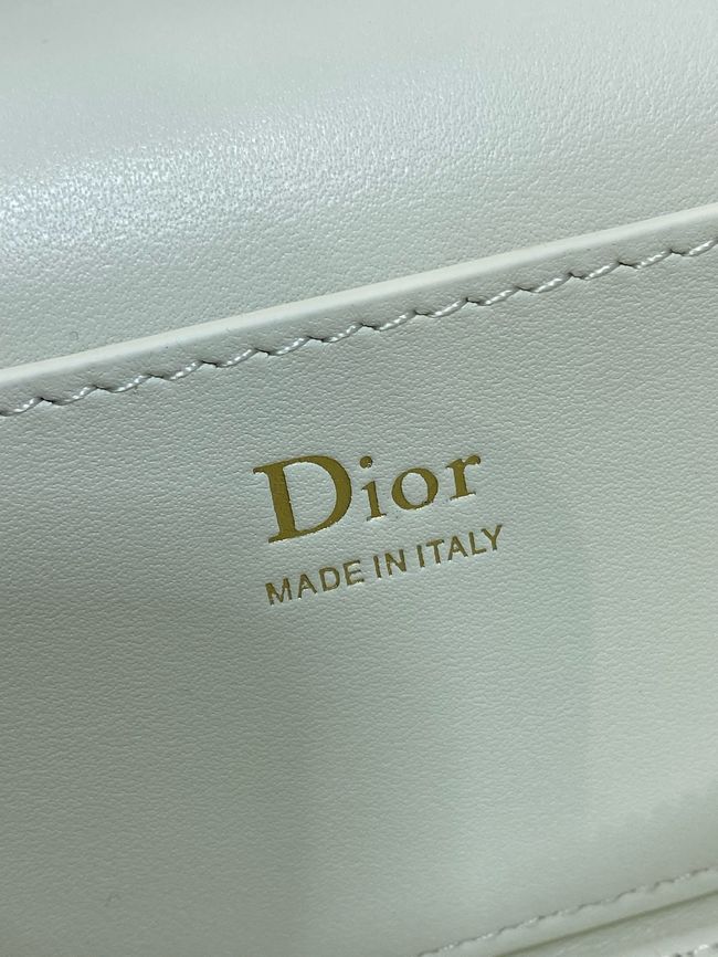 Dior Trianon Soft Vanity Mini Bag Flat Macrocannage Lambskin S4613OS Craie