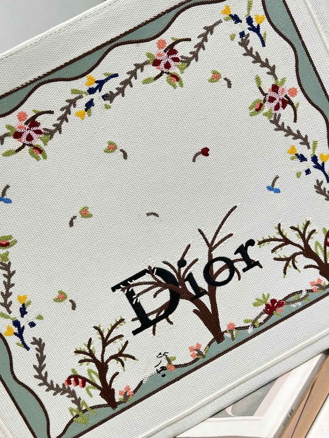 Large Dior Book Tote Cannage Embroidery M1349OEQ-9