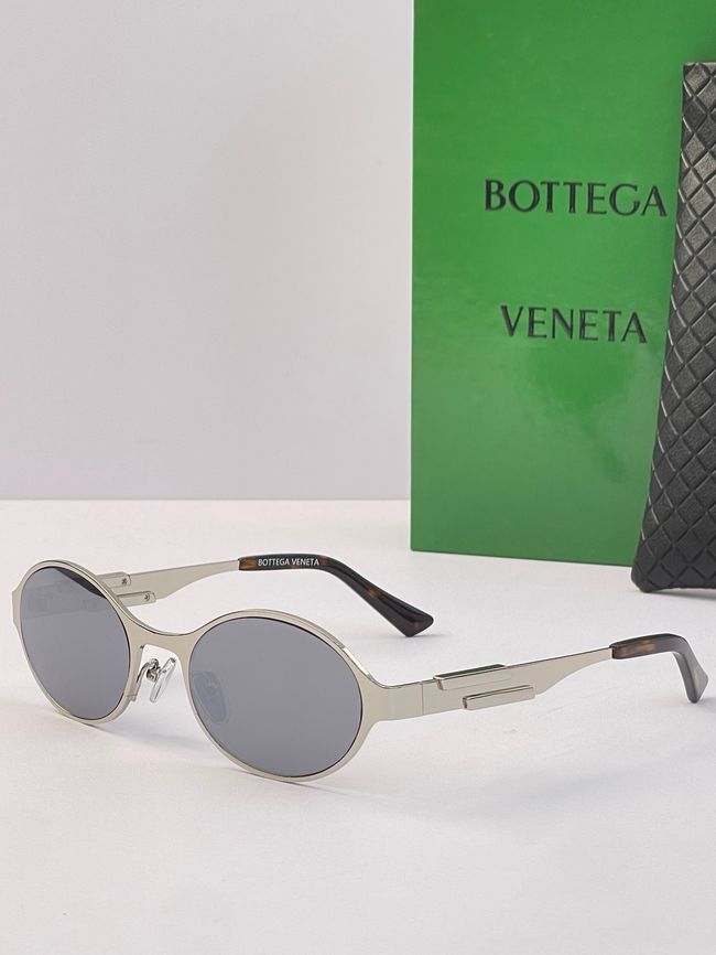 Bottega Veneta Sunglasses 821449-6