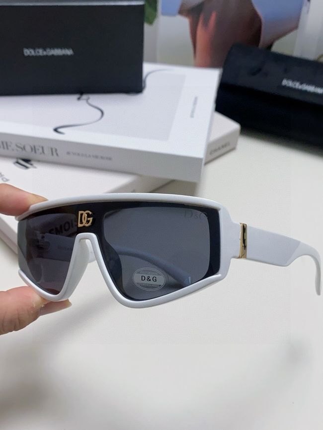Dolce & Gabbana Sunglasses 821453-3