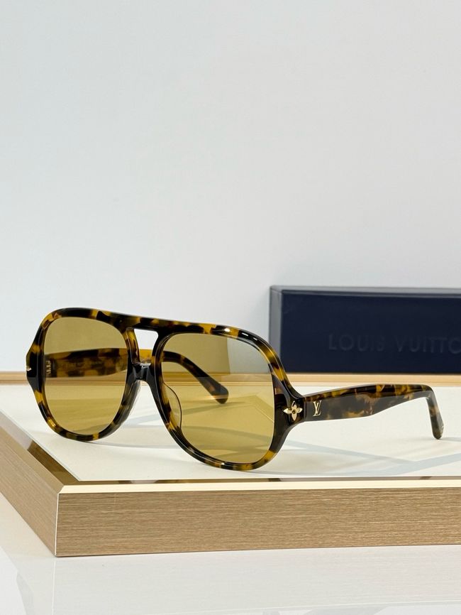 Louis Vuitton Sunglasses 821462-7