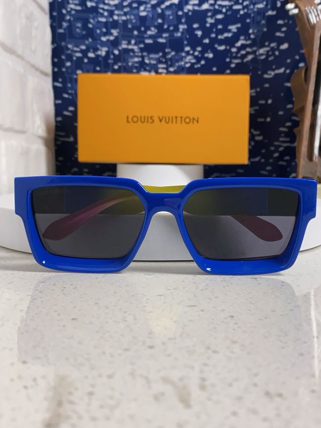 Louis Vuitton Sunglasses 821464-2