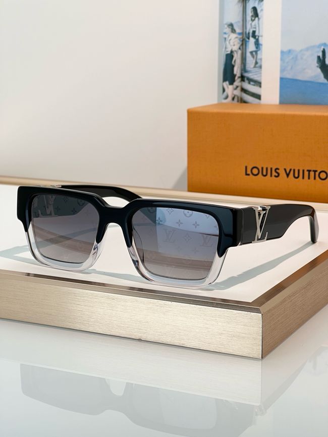 Louis Vuitton Sunglasses 821476-1