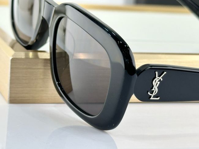 Saint Laurent Sunglasses 821507-4 Saint Laurent Sunglasses 821507-4