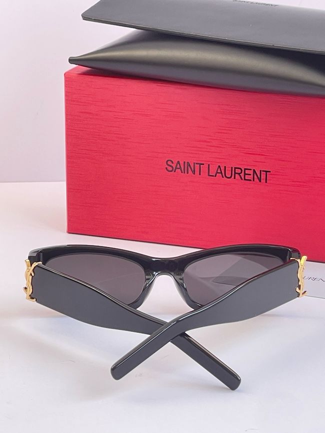 Saint Laurent Sunglasses 821511-1