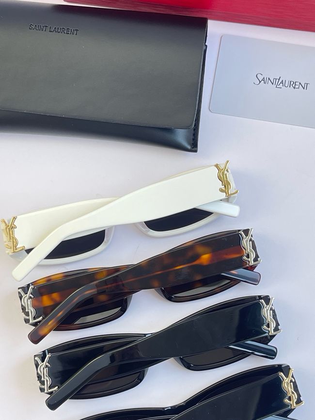 Saint Laurent Sunglasses 821511-1