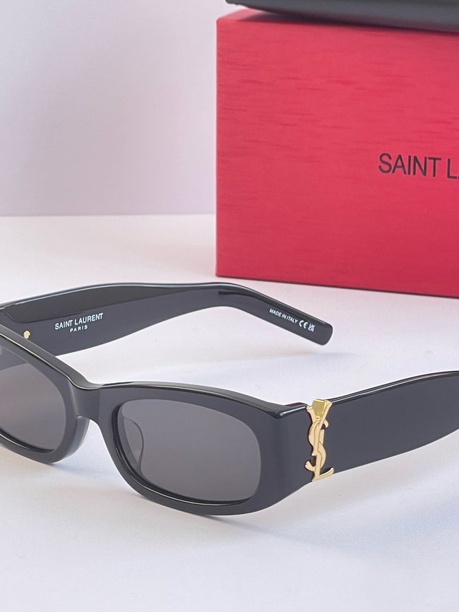 Saint Laurent Sunglasses 821511-1