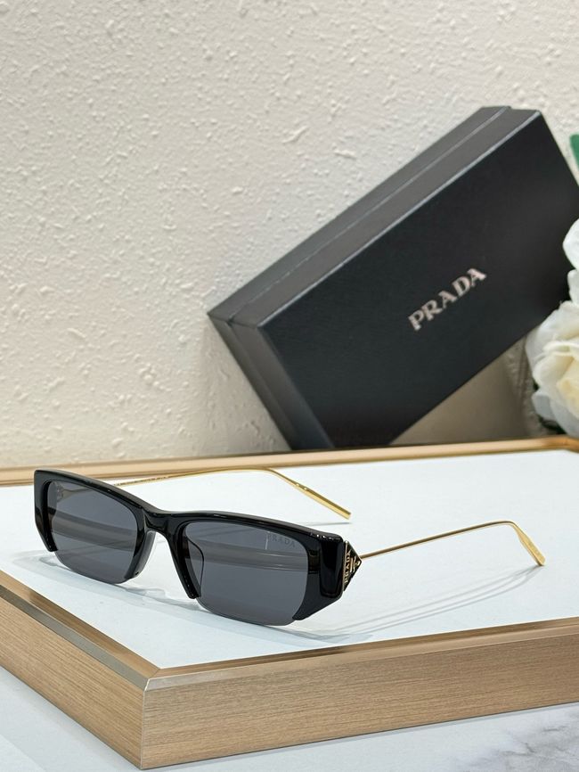 Prada Sunglasses 821619-1