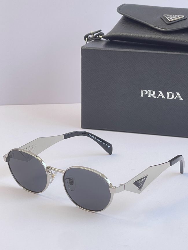 Prada Sunglasses 821637-2