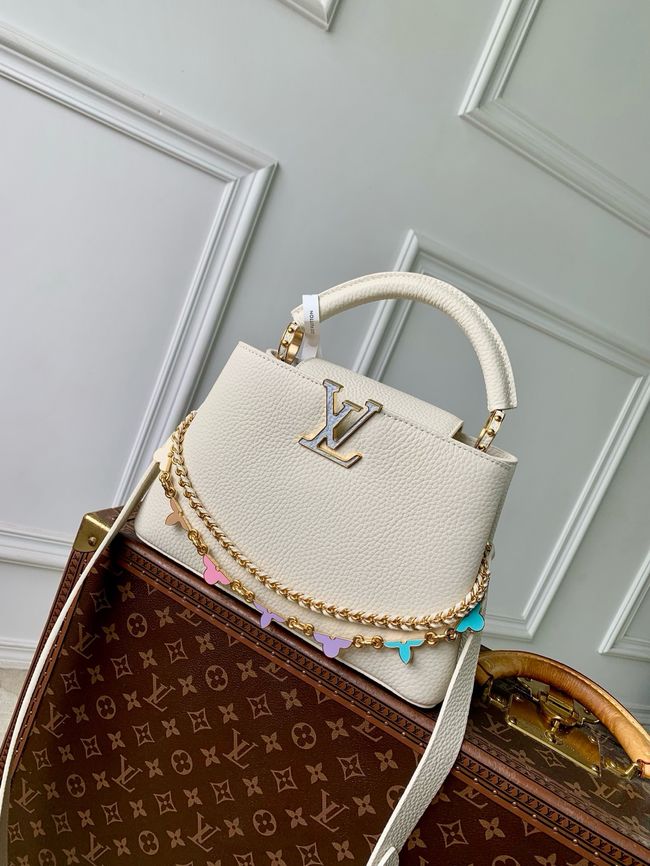Louis Vuitton Capucines BB M29608 cream