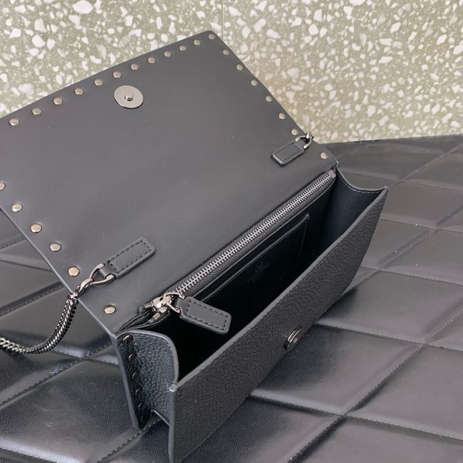 VALENTINO Rockstud calfskin chain bag SHI098 black VALENTINO Rockstud calfskin chain bag SHI098 black