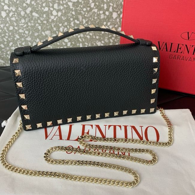 VALENTINO Rockstud calfskin chain bag SHI098 black&gold VALENTINO Rockstud calfskin chain bag SHI098 black&gold