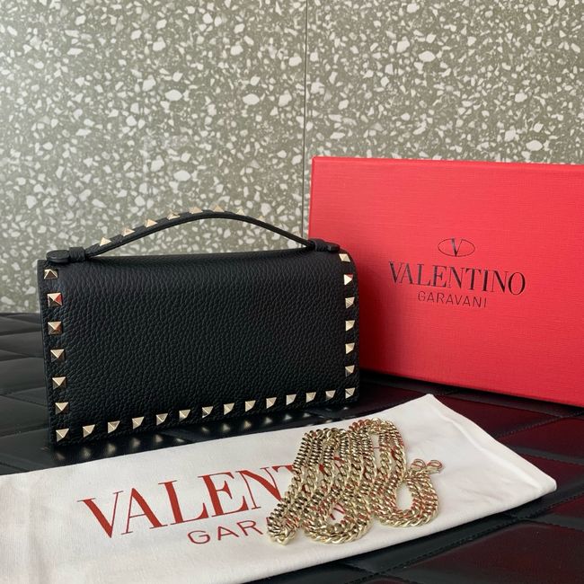 VALENTINO Rockstud calfskin chain bag SHI098 black&gold VALENTINO Rockstud calfskin chain bag SHI098 black&gold