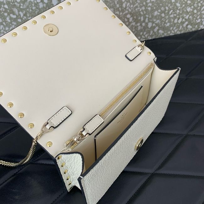 VALENTINO Rockstud calfskin chain bag SHI098 white VALENTINO Rockstud calfskin chain bag SHI098 white