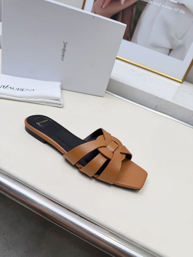 Saint Laurent tribute SANDALS in smooth leather 875936-1