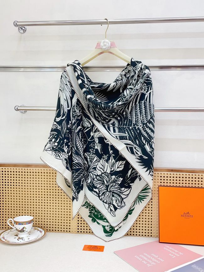 Hermes cashmere Shawl H36117-1
