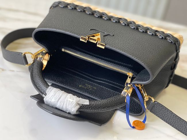 Louis Vuitton Capucines BB M24978 black