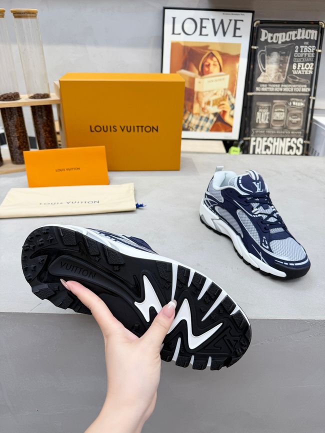 Louis Vuitton Tatic Runner Sneaker 1AKC4L-1