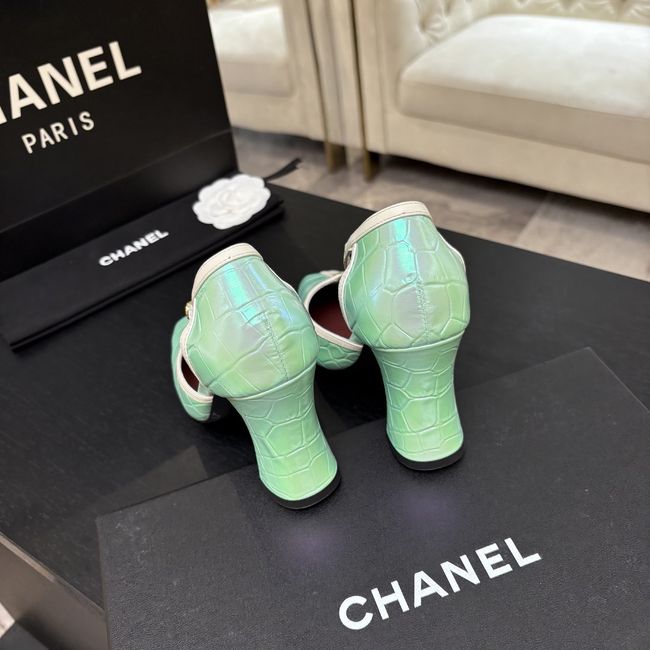 Chanel Mary Janes G47612-10