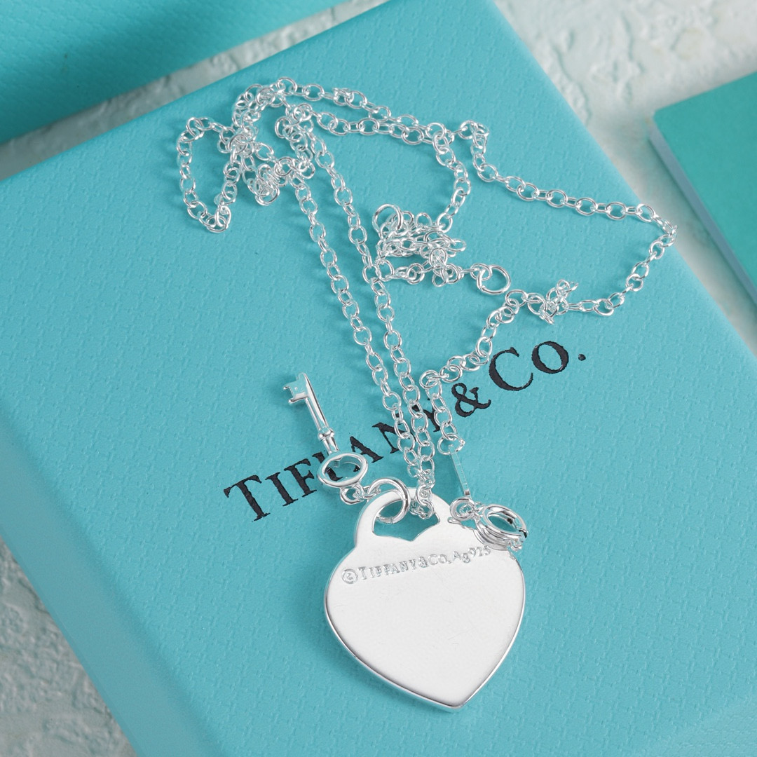 Tiffany Heart Tag and Key Necklace TF80765 Tiffany Heart Tag and Key Necklace TF80765
